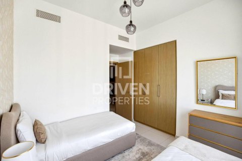 Apartamento en Burj Royale, Downtown Dubai (Downtown Burj Dubai), Dubai, 3 dormitorios, 122.35 m², № 130080 - foto 10
