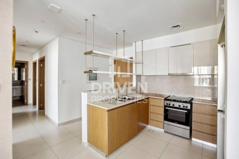 Apartamento en Burj Royale, Downtown Dubai (Downtown Burj Dubai), Dubai, 3 dormitorios, 122.35 m², № 130080 - foto 3