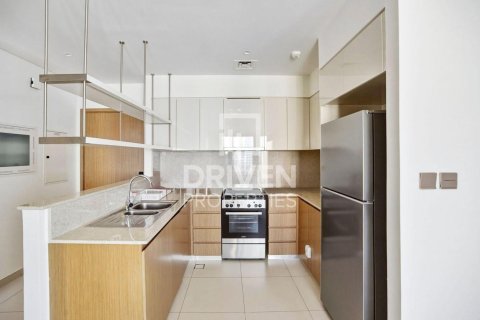 Apartamento en Burj Royale, Downtown Dubai (Downtown Burj Dubai), Dubai, 3 dormitorios, 122.35 m², № 130080 - foto 19
