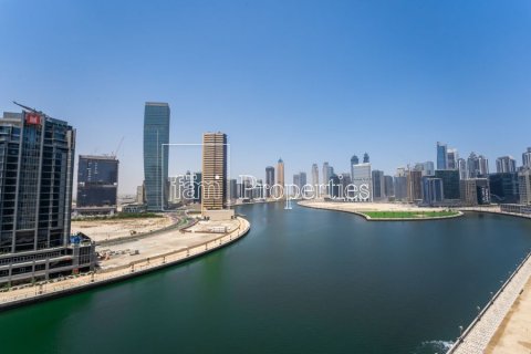 Apartment in Business Bay, Dubai 2 bedrooms, 117.7 sq.m. № 50117 - photo 21