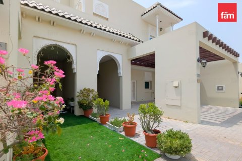 Villa in Al Furjan, Dubai 3 bedrooms, 224 sq.m. № 50107 - photo 15