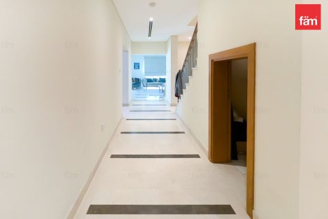 Villa in Al Furjan, Dubai 3 bedrooms, 224 sq.m. № 50107 - photo 4
