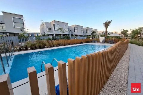 Townhouse in Dubai 1 bedroom, 52.9 sq.m. № 50109 - photo 5