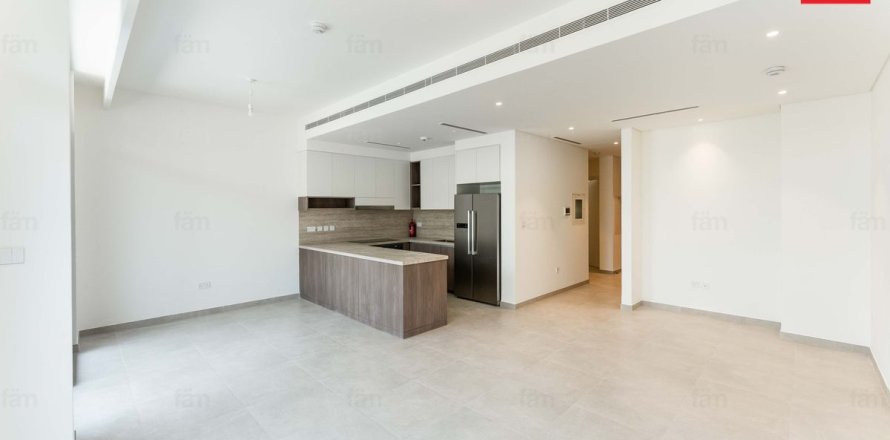 Townhouse in Dubai 3 bedrooms, 206 sq.m. № 115766