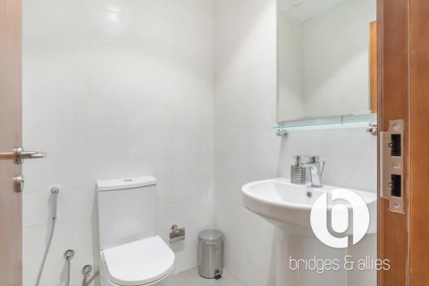 Apartment in Downtown Dubai (Downtown Burj Dubai), Dubai 2 bedrooms, 125 sq.m. № 123347 - photo 12
