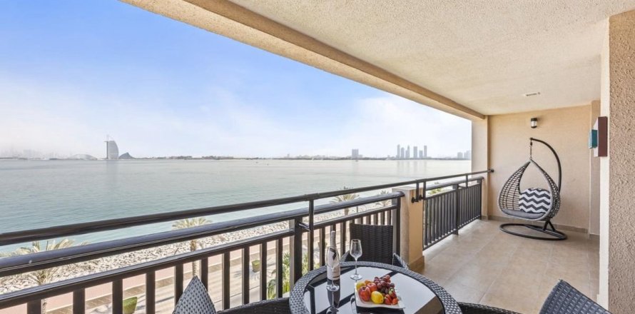 Apartment in Palm Jumeirah, Dubai 1 bedroom, 107.6 sq.m. № 123348