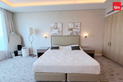 Apartment in Palm Jumeirah, Dubai 48.6 sq.m. № 123351 - photo 2