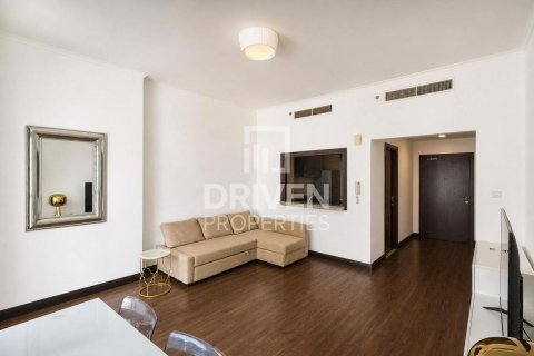 Apartment in The Torch, Dubai Marina, Dubai 1 bedroom, 82.4 sq.m. № 142974 - photo 2