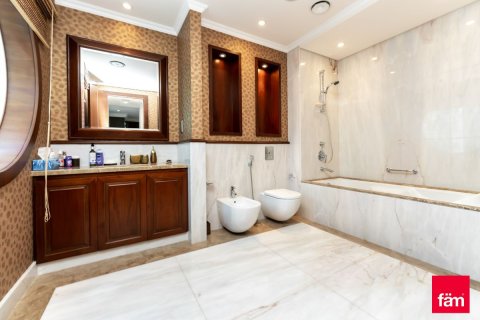 Apartamento en Dubai Marina, Dubai, 4 dormitorios, 566.7 m², № 89438 - foto 25