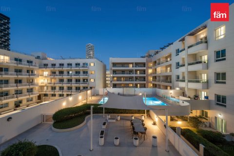 Квартира в Дубае, 2 спальни, 124.3м², № 89446