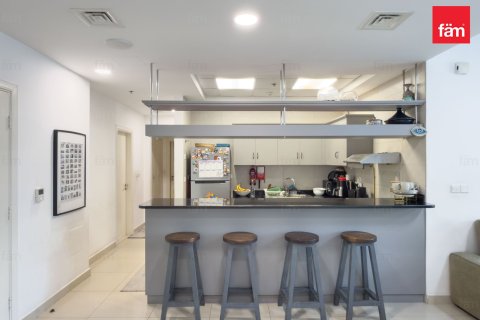 Снять в аренду квартиру в Дубае: 2 спальни, 124.3м², № 89446 - фото 3