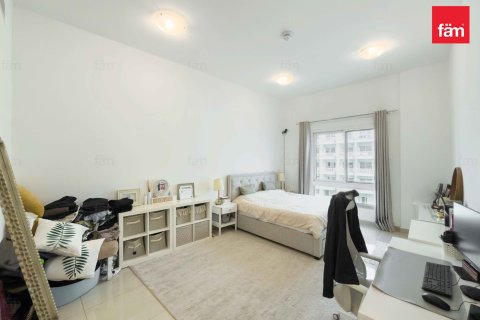 Снять в аренду квартиру в Дубае: 2 спальни, 124.3м², № 89446 - фото 16