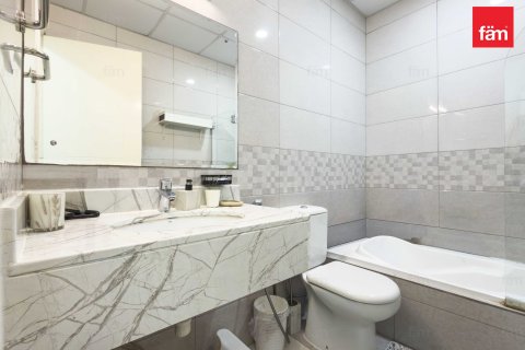 Снять в аренду квартиру в Дубае: 2 спальни, 124.3м², № 89446 - фото 14