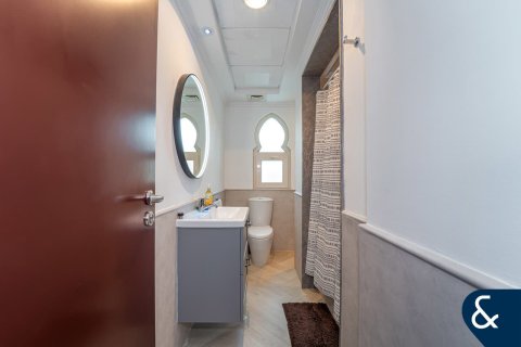 Townhouse in Victory Heights, Dubai Sports City, Dubai 4 bedrooms, 247 sq.m. № 98622 - photo 11