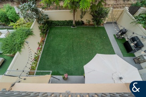 Townhouse in Victory Heights, Dubai Sports City, Dubai 4 bedrooms, 247 sq.m. № 98622 - photo 18