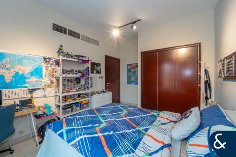 Townhouse in Victory Heights, Dubai Sports City, Dubai 4 bedrooms, 247 sq.m. № 98622 - photo 10