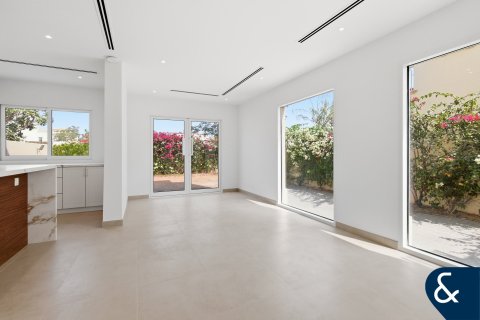 Villa en The Springs, Dubai, 3 dormitorios, 167 m², № 98612 - foto 2