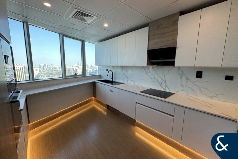 Dúplex en Dubai Marina, Dubai, 4 dormitorios, 333 m², № 98610 - foto 2