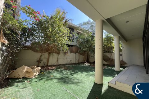 Townhouse in DAMAC Hills (Akoya by DAMAC), Dubai 3 bedrooms, 209 sq.m. № 98621 - photo 12