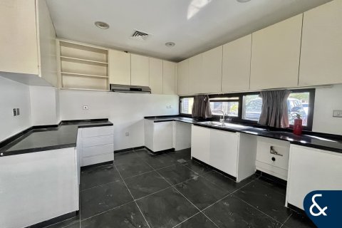 Townhouse in DAMAC Hills (Akoya by DAMAC), Dubai 3 bedrooms, 209 sq.m. № 98621 - photo 4