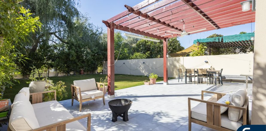 Villa in Arabian Ranches, Dubai 4 bedrooms, 226 sq.m. № 98623