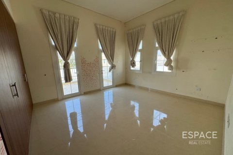 Купить таунхаус в Rahat, Мудон, Дубай: 3 спальни, 352м², № 61551 - фото 5