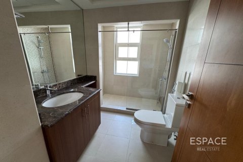 Купить таунхаус в Rahat, Мудон, Дубай: 3 спальни, 352м², № 61551 - фото 17