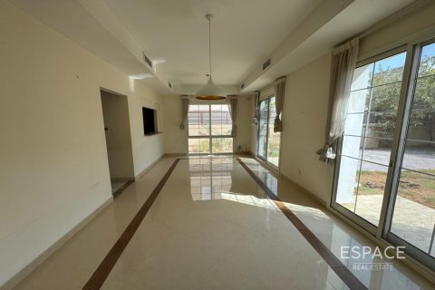 Купить таунхаус в Rahat, Мудон, Дубай: 3 спальни, 352м², № 61551 - фото 6