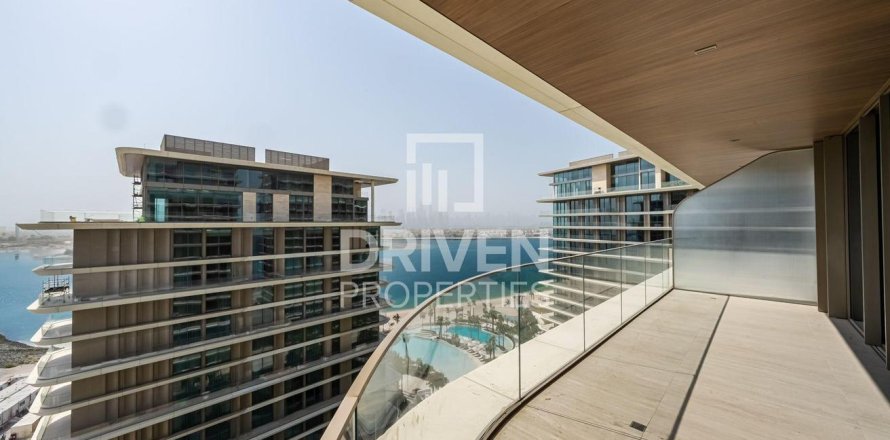 Apartment in Palm Jumeirah, Dubai 2 bedrooms, 163.6 sq.m. № 129121