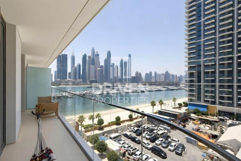 Apartamento en EMAAR Beachfront, Dubai Harbour, Dubai, 1 dormitorio, 79.15 m², № 129118 - foto 11