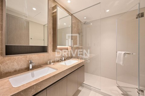 Apartment in EMAAR Beachfront, Dubai Harbour, Dubai 2 bedrooms, 116.5 sq.m. № 129122 - photo 12
