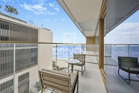 Apartment in EMAAR Beachfront, Dubai Harbour, Dubai 2 bedrooms, 116.5 sq.m. № 129122 - photo 16