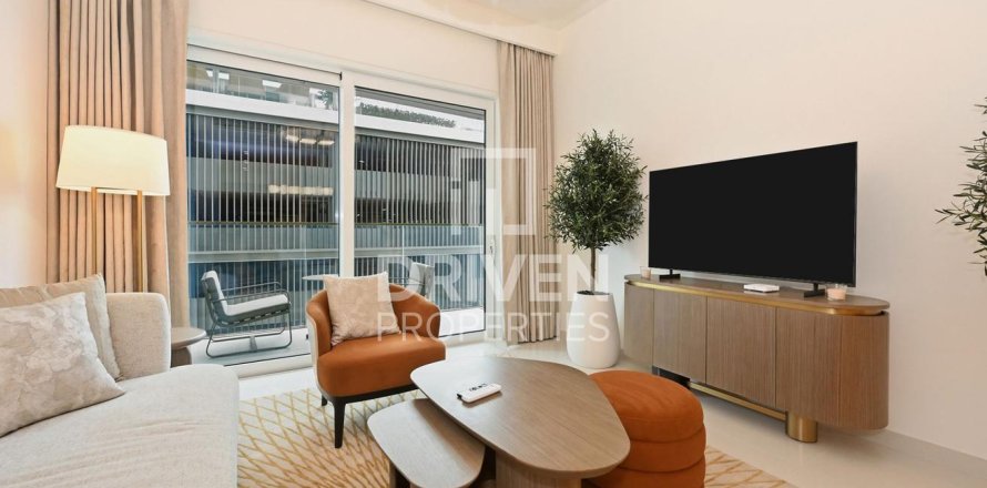Apartment in EMAAR Beachfront, Dubai Harbour, Dubai 2 bedrooms, 116.5 sq.m. № 129122