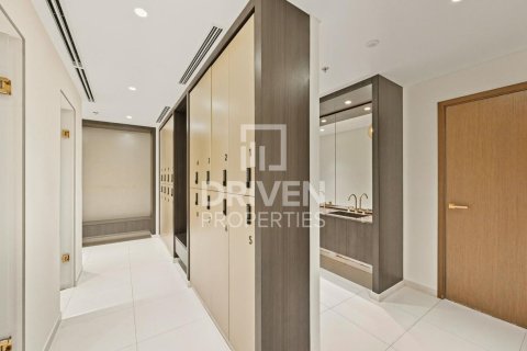 Apartment in EMAAR Beachfront, Dubai Harbour, Dubai 2 bedrooms, 116.5 sq.m. № 129122 - photo 17
