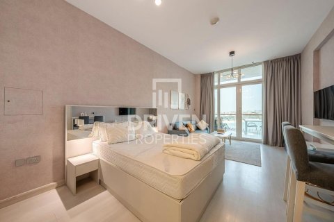 Apartment in Palm Views, Palm Jumeirah, Dubai studio, 50.91 sq.m. № 129111 - photo 3