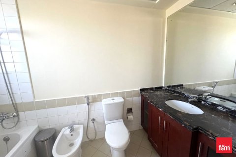 Townhouse in Dubai 2 bedrooms, 207.6 sq.m. № 71684 - photo 14