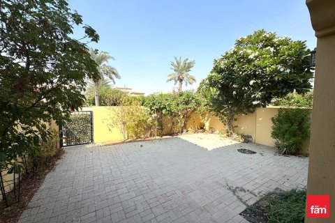 Townhouse in Dubai 2 bedrooms, 207.6 sq.m. № 71684 - photo 16