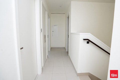 Villa in Dubai 3 bedrooms, 129.9 sq.m. № 71686 - photo 8