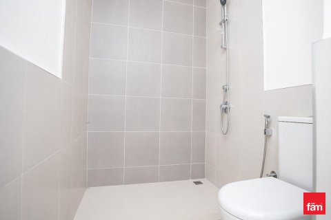 Villa in Dubai 3 bedrooms, 129.9 sq.m. № 71686 - photo 2