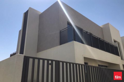 Villa in Dubai 3 bedrooms, 129.9 sq.m. № 71686 - photo 6