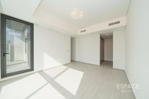 Adosado en Al Furjan, Dubai, 6 dormitorios, 601 m², № 122988 - foto 16