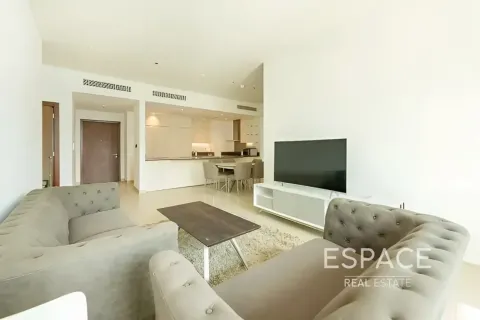 Apartment in Dubai Marina, Dubai 3 bedrooms, 162 sq.m. № 122990 - photo 3