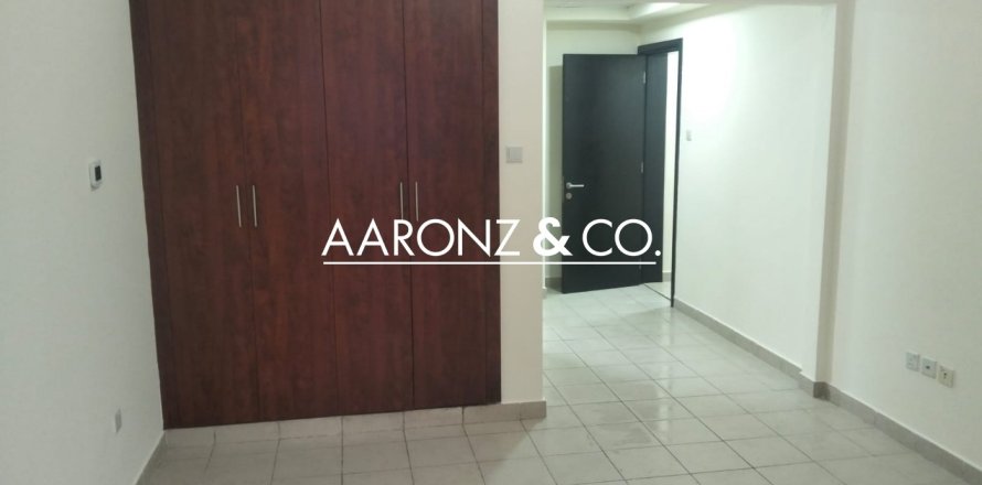 Appartement à Dubai Marina, Dubai, 2 chambres, 103 m², № 102230