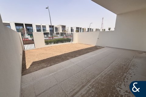 Townhouse in The Valley, Dubai 3 bedrooms, 174 sq.m. № 75013 - photo 3