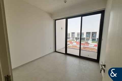 Townhouse in The Valley, Dubai 3 bedrooms, 174 sq.m. № 75013 - photo 12