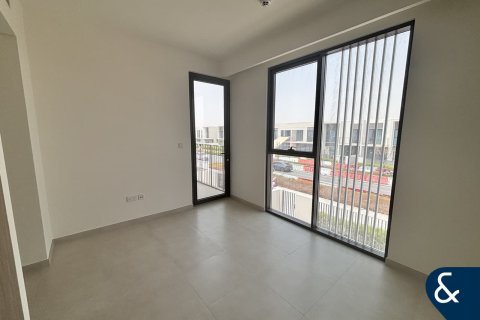Townhouse in The Valley, Dubai 3 bedrooms, 174 sq.m. № 75013 - photo 17