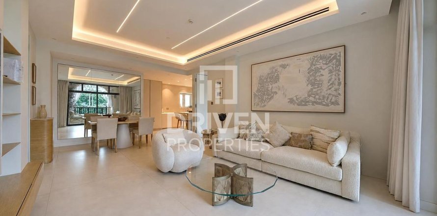 Apartamento en Downtown Dubai (Downtown Burj Dubai), Dubai, 2 dormitorios, 129.88 m², № 140611