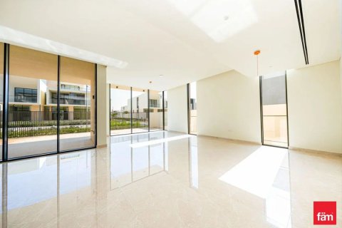 Villa in Dubai Hills Estate, Dubai 5 bedrooms, 662.2 sq.m. № 109111 - photo 5