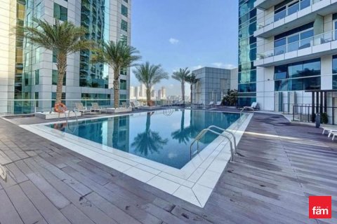 Apartment in Dubai Marina, Dubai 1 bedroom, 66.7 sq.m. № 109113 - photo 9