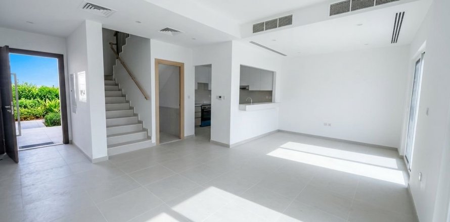 Вилла в Дубае, 3 спальни, 160.6м², № 109112